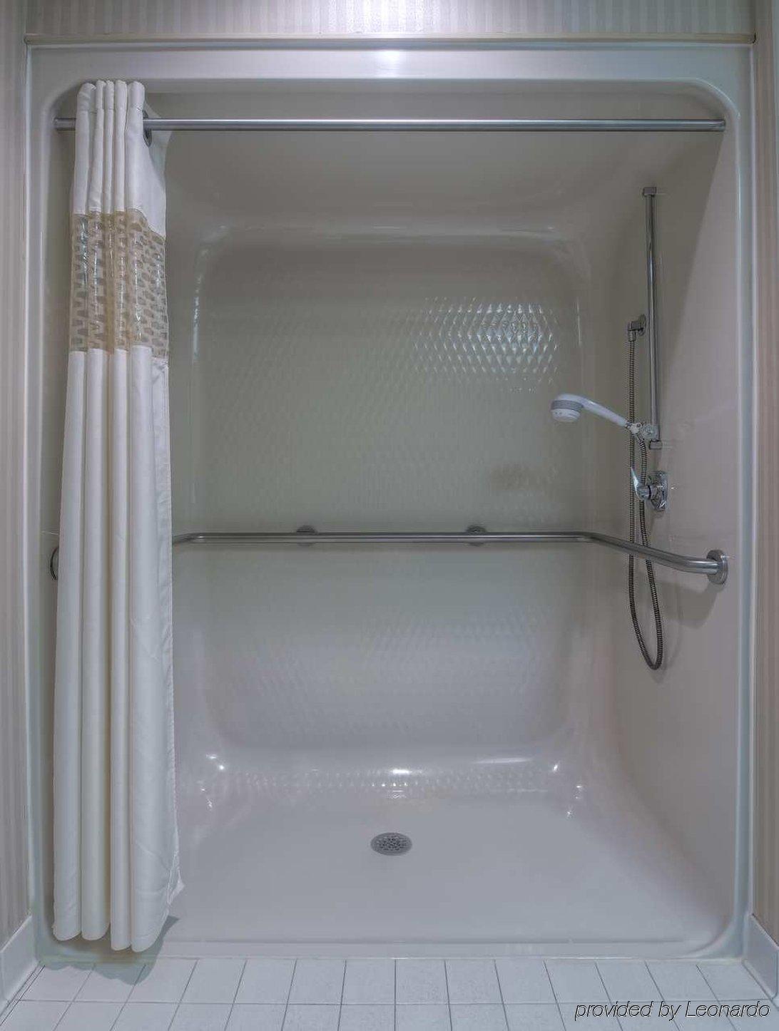 Hampton Inn Bristol Bilik gambar